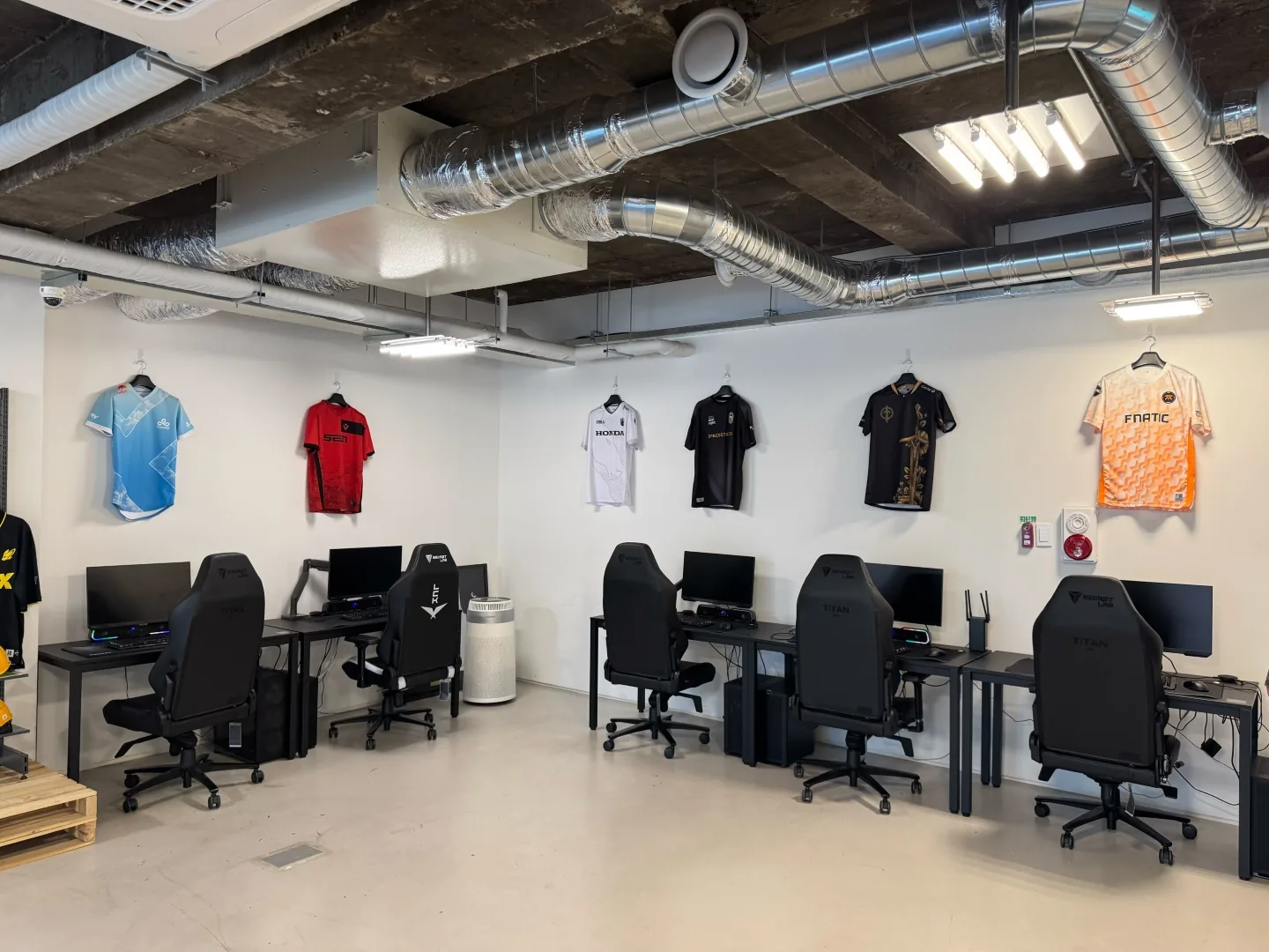 3F locker room