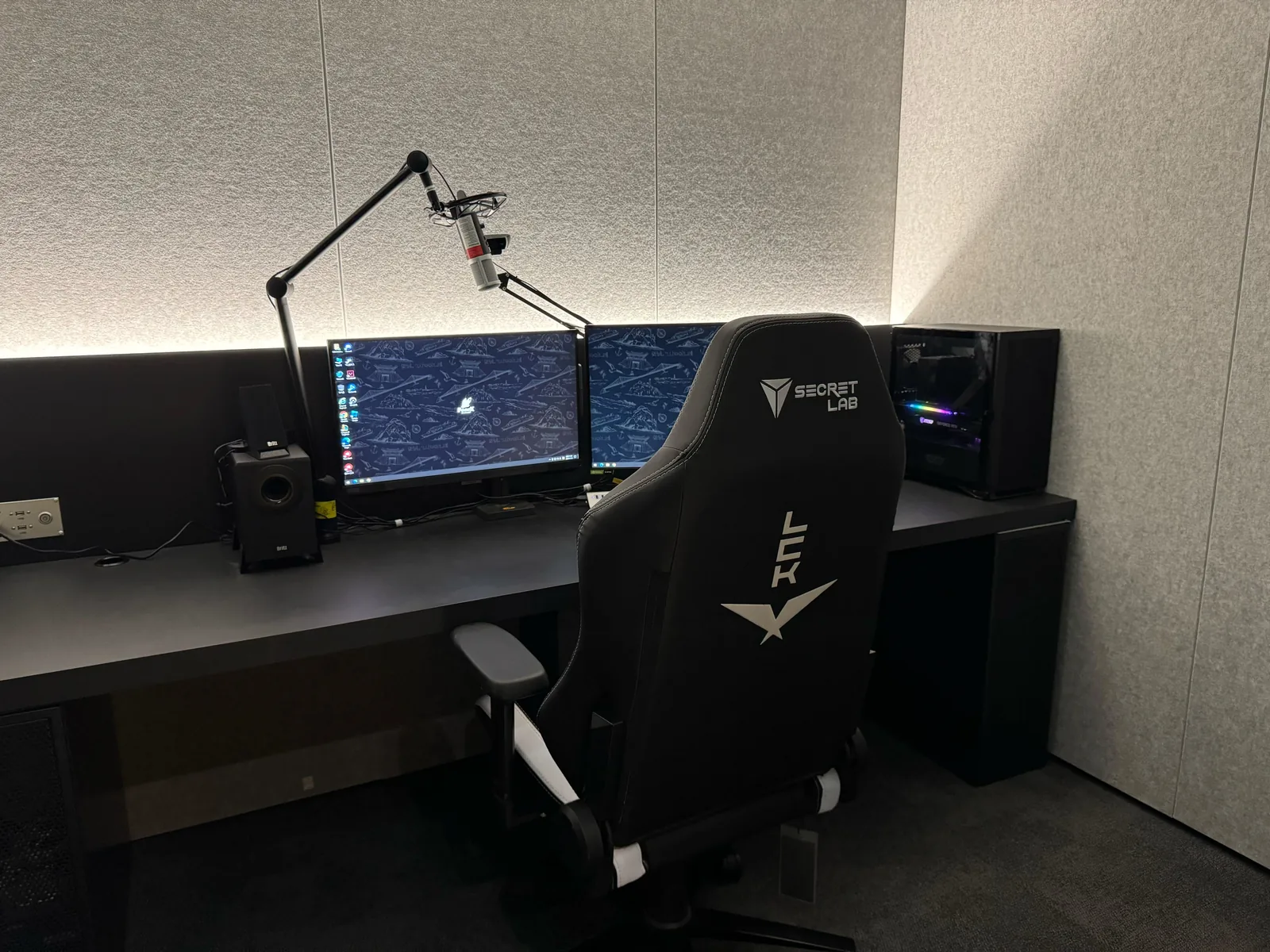 Individual training booth